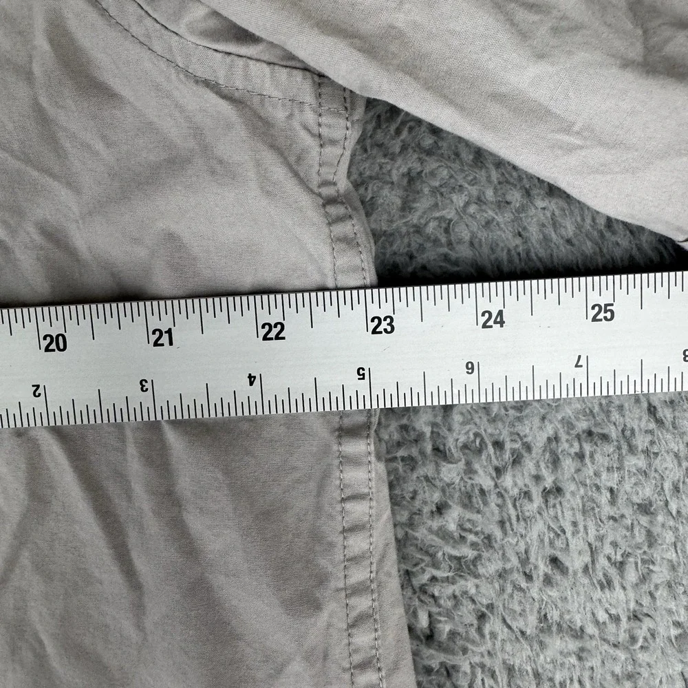 Timberland Shirt Men's Size Large Khaki Button-Up Long Sleeve Pockets Rugged Fit